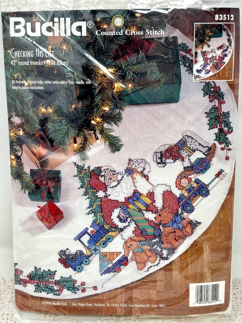 Bucilla #83512 Santa Checking His List Tree Skirt 42" Counted Cross Stitch 1996